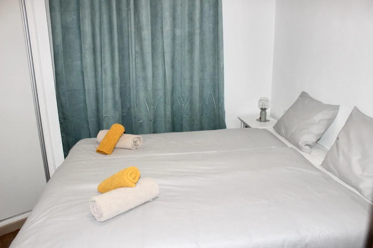 Modern 1Bdr Apartment 산미겔데아보나