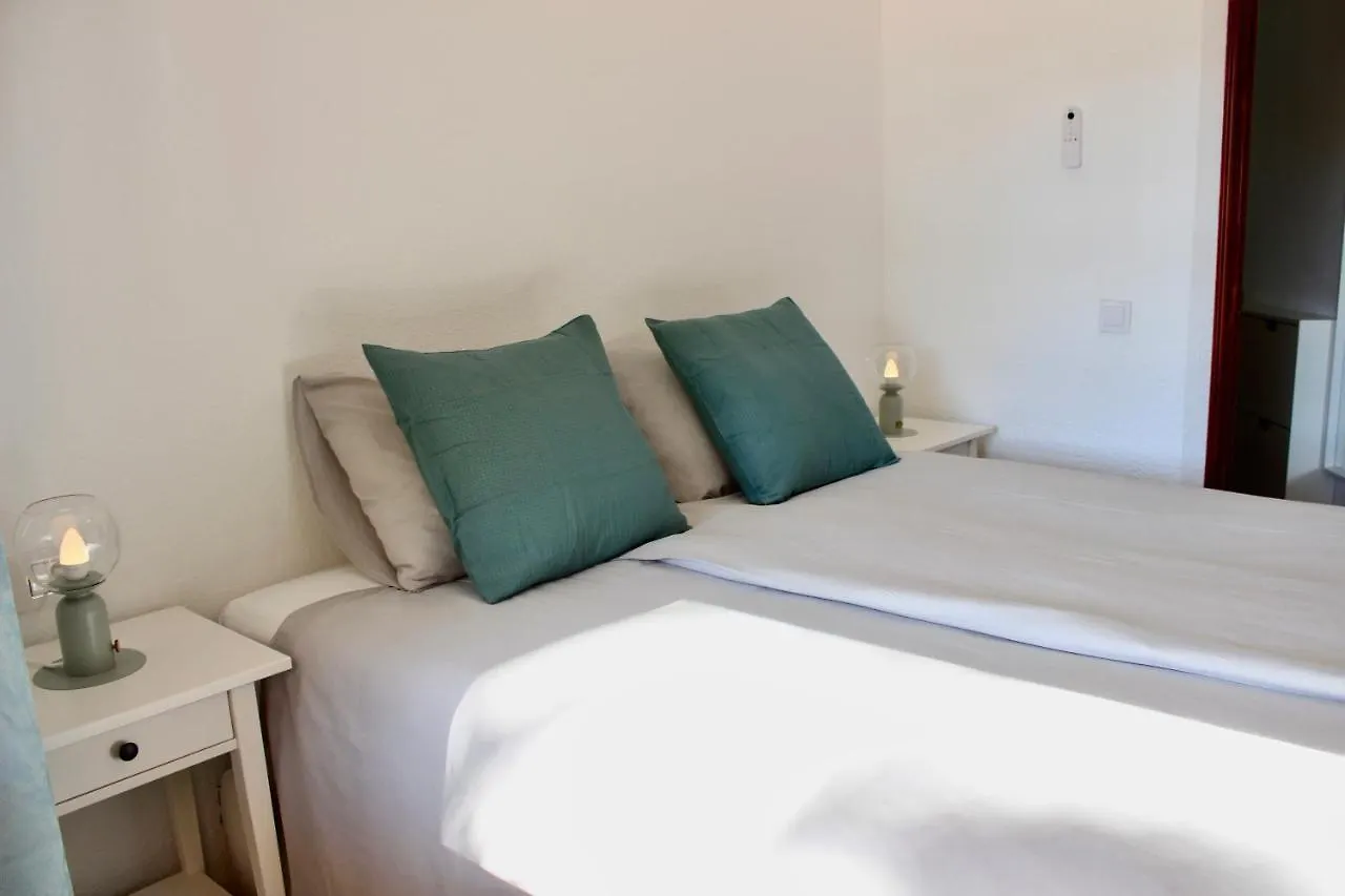 Modern 1Bdr Apartment 산미겔데아보나 0*,